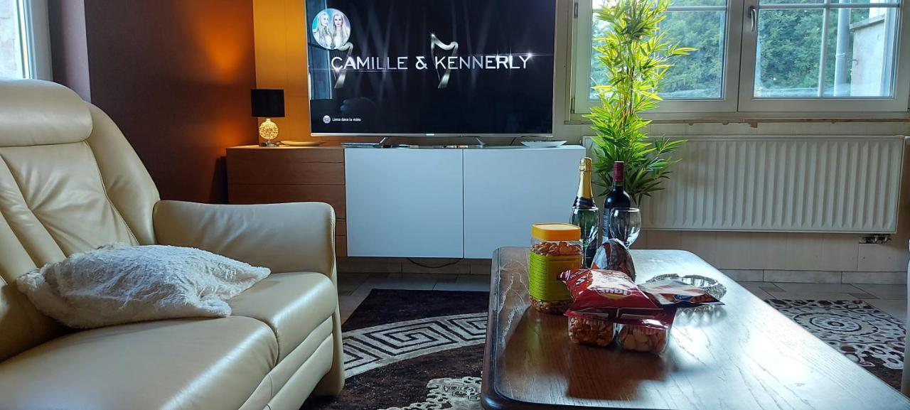 Nazareth Logement Un Magnifique Logement De Vacances Bastogne Bagian luar foto